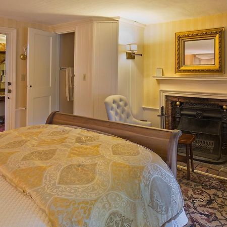 Colby Hill Inn Henniker Exterior foto