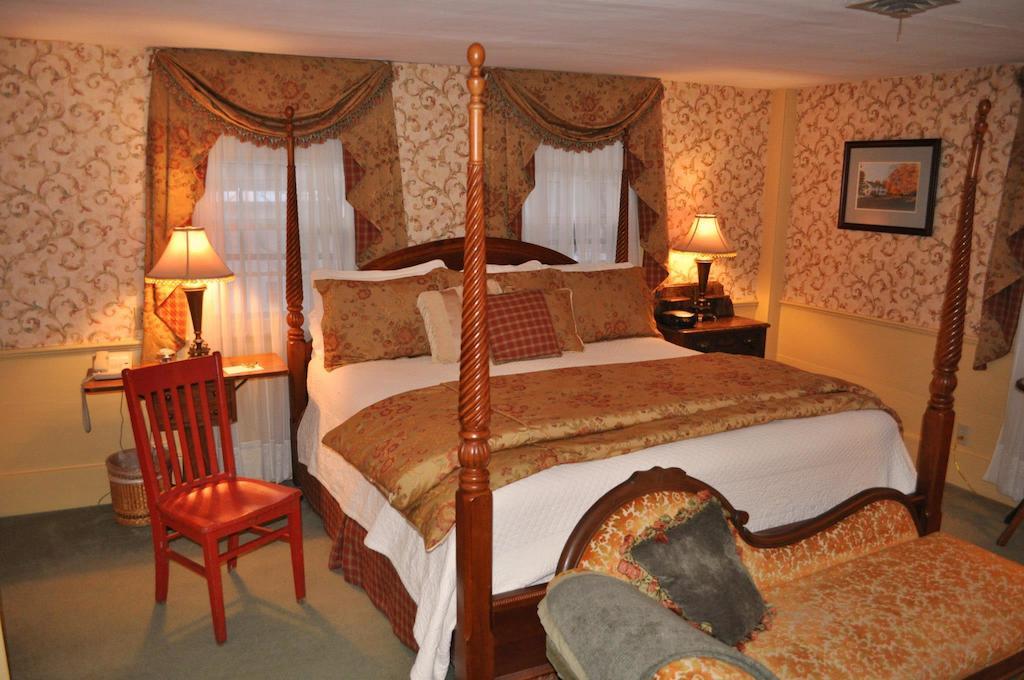 Colby Hill Inn Henniker Quarto foto